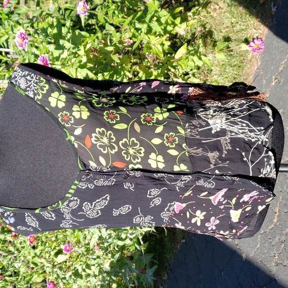 Sacred Threads Tops - Sacred Threads Top